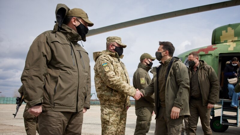 Președintele Volodimir Zelenski a mers în regiunea Donbass, din estul Ucrainei