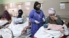 Afgán anyák és újszülöttjeik a heráti Rezaei Szülészeti Kórházban