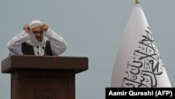 Образователният министър на талибаните Абдул Баки Хакани