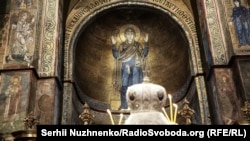 Якщо частина релігійної громади проти зміни підлеглості, вона може створити окрему громади і укласти договір про порядок користування храмом, пояснює Подоляк