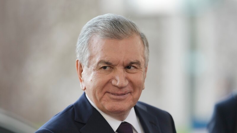 Мирзиёев үчүнчү жолу Өзбекстандын президенти болуп шайланды