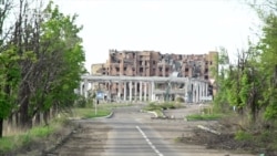 Life Outside The Ruins Of Donetsk's Airport