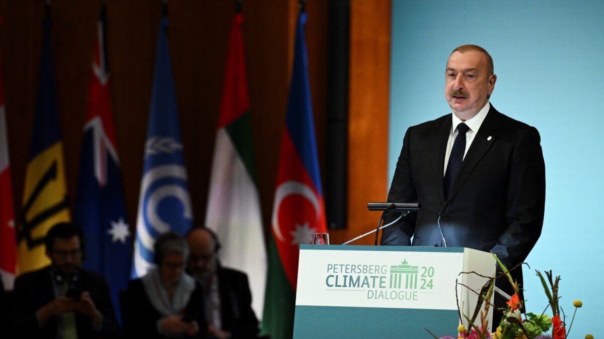 Aliyev Insists On Change Of Armenia's Constitution - Vimarsana News