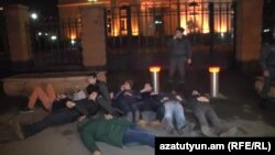 Armenia - Youth activists protest outside the presidential palace, Yerevan,24Feb2016