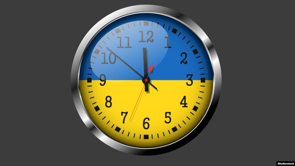 Переведення годинників регламентується постановою Кабінету міністрів від 1996 року