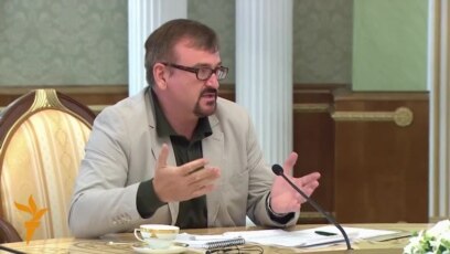 Лукашэнка дыскутуе з Каліноўскім пра выбары