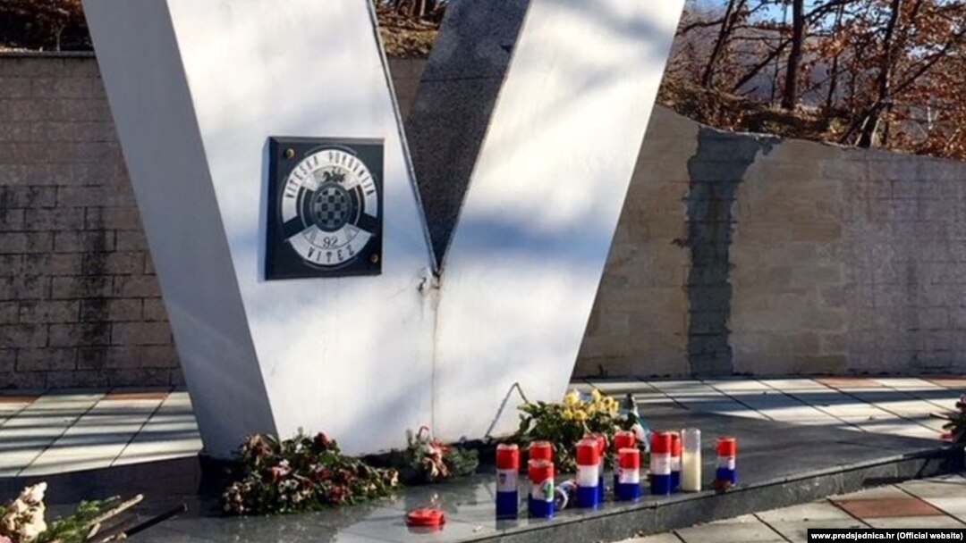 Spomenik ubijenim pripadnicima HVO u Križančevom Selu