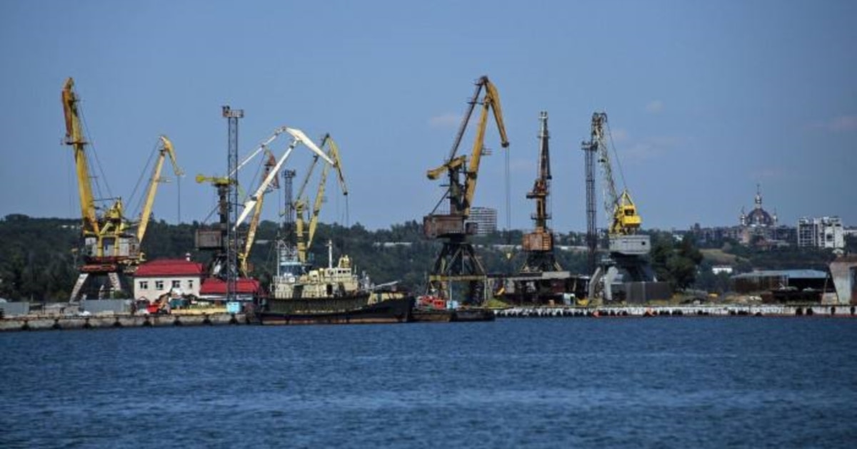 російські воєнкори стурбовані українськими дронами поблизу Маріуполя