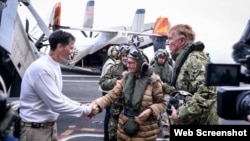 Министерката за одбрана Радмила Шекеринска објави дека на авионите на американскиот носач на авиони Хари С. Труман било аплицирано македонското знаме