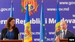 Cecilia Malmström și Valeriu Streleț la conferința de presă după convorbirile de la Chișinău, 23 octombrie 2015