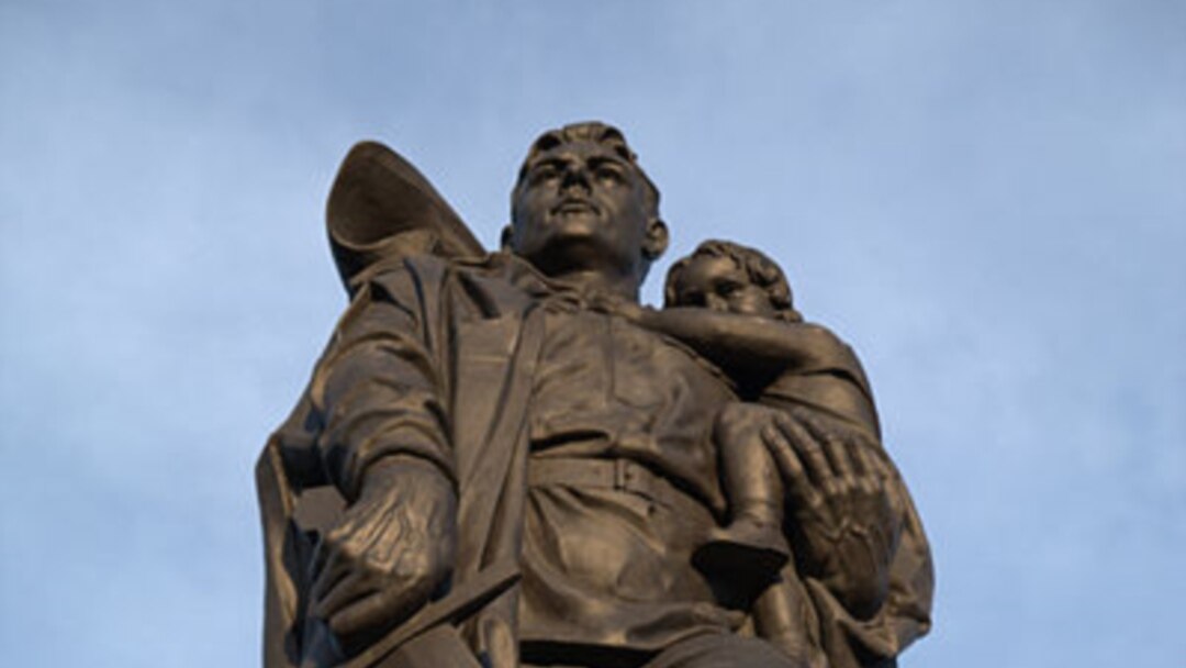 Jinsiy aloqa va striptiz porno