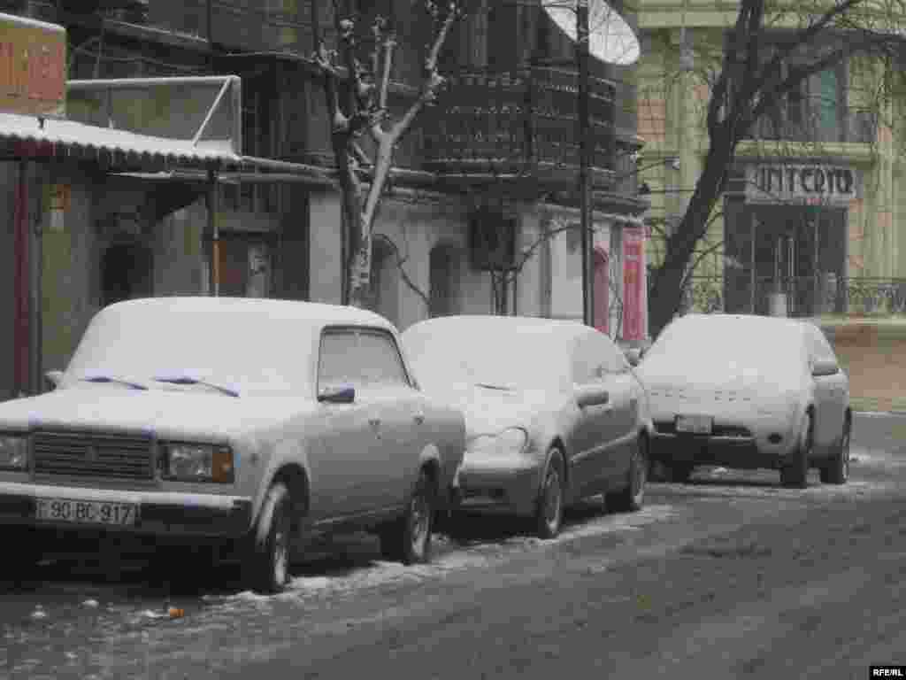 Bakının ilk qarı #19