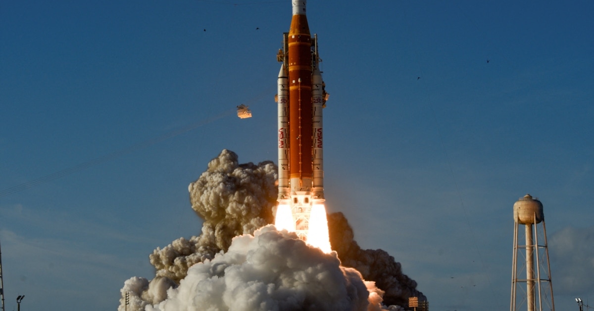 NASA nis katër astronautë në misionin e parë hënor pas gjysmë shekulli