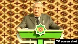 Myalikguly Berdymukhammedov, the father of Turkmen President Gurbanguly Berdymukhammedov, in a September 2009 television appearance