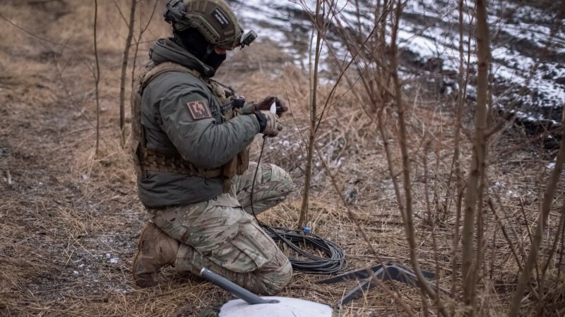 Vetoja e presidentit polak kërcënon qasjen e Ukrainës në Starlink