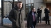 Трёх адвокатов Навального задержали после обысков