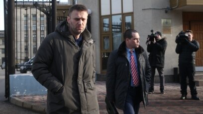 Задържани са трима адвокати защитавали руския опозиционен политик Алексей Навални