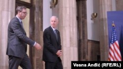 Ron Johnson tokom sastanka sa Aleksandrom Vučićem u Beogradu 