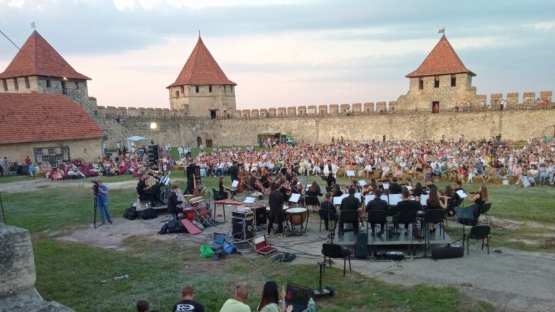Muzicienii de la Chişinău au adus muzica de Oscar la Cetatea Tighina