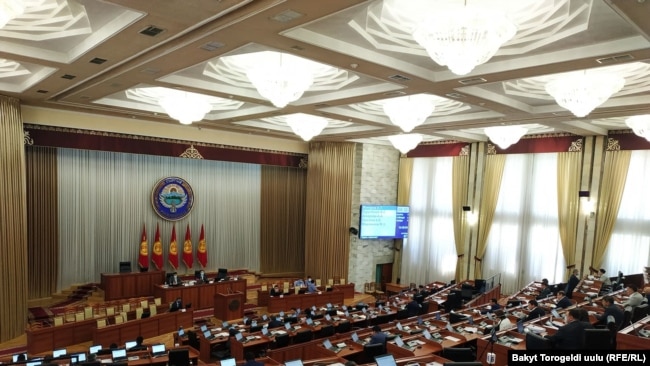 Заседание Жогорку Кенеша - парламента Кыргызстана