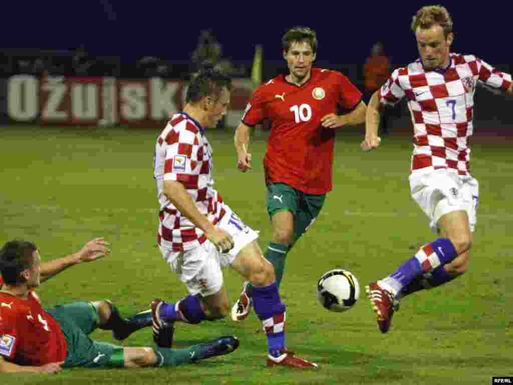 Croatia - Zagreb,qualifying soccer match for the World Cup 2010th in South Africa,Croatia-Belarus 1:0 ,05Sep2009 - Croatia - Zagreb,qualifying soccer match for the World Cup 2010th in South Africa,Croatia-Belarus 1:0 ,05Sep2009. Photo: zoomzg