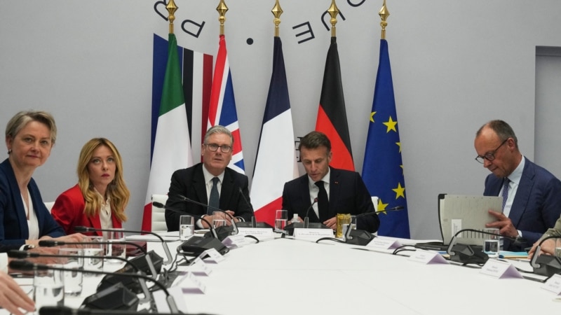 Франція і Британія оголосили, що очолять «оборонні» сили в Ормузькій протоці після досягнення миру