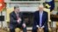 Президенты Украины и США Петр Порошенко и Дональд Трамп во время встречи в Белом доме. Вашингтон, 20 июня 2017 года