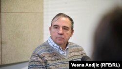 Profesor na Fakultetu dramskih umetnosti u Beogradu i pisac, Goran Marković