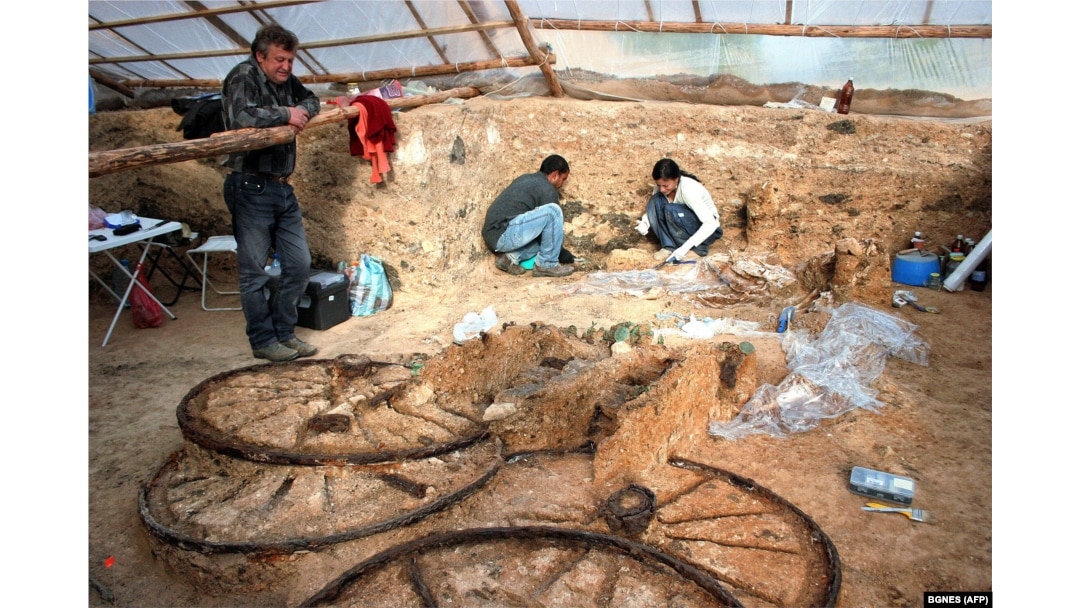 Bulgaria's Tomb Raiders