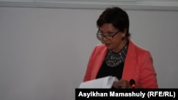 Инесса Киселева, Қарлығаш Жақиянованың адвокаты. Алматы, 7 қазан 2015 жыл