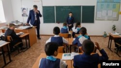 Урок в сельской школе в Кызылординской области.