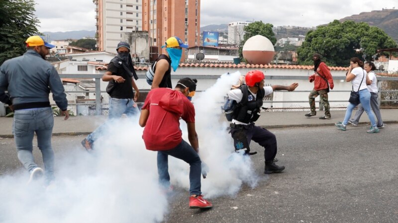 Амбасада ў Каракасе маўчыць пра беларусаў у Вэнэсуэле