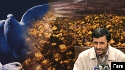 محمود احمدی نژاد در مقام ریيس جمهوری اسلامی ایران تا به حال دو بار به آمريکا سفر کرده است.