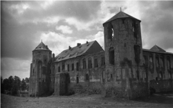 Мірскі замак, 1978