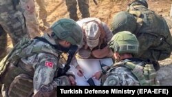 Турецкие и российские солдаты на севере Сирии, 2019 год