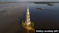 نمایی از رودخانه ولگا در روسیه