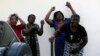 На снимке: нигерийские женщины выражают гнев одной из предыдущих акций "Боко Харам" – взрывом в больнице в Абудже
