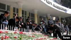 ADNA-dakı qətliamdan bir gün sonra, 01May2009