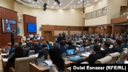 Заседание мажилиса парламента Казахстана
