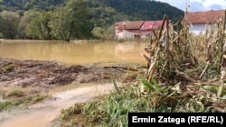 Srednja Bosna pod vodom: Najgore poplave u posljednjih 40 godina 