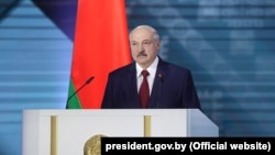 Александр Лукашенко парламентте жолдау жолдап тұр. 4 тамыз 2020 жыл. 