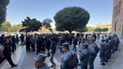 Ճանապարհները փակելու ենք, եթե հարցին լուծում չտրվի. բեռնատարների վարորդների ակցիան՝ կառավարության շենքի առջև