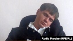 Judge Yevgeny Makhno apparently dozed off during a trial in a video that went viral on the Internet.