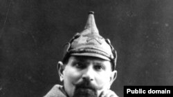What Happened To The Pointy Communist Hat?