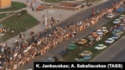 Lanțul uman numit „Calea baltică”, din august 1989, în Lituania 