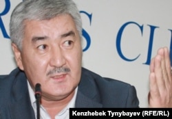 Амиржан Косанов, генеральный секретарь партии "Азат"