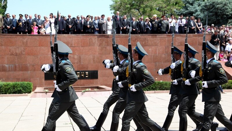 Өзбекстан 9 мамырда әскери парад өткізбейді