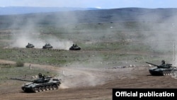 Armenia -- Armenian and Russian troops hold a joint military exercise, April 12, 2019.