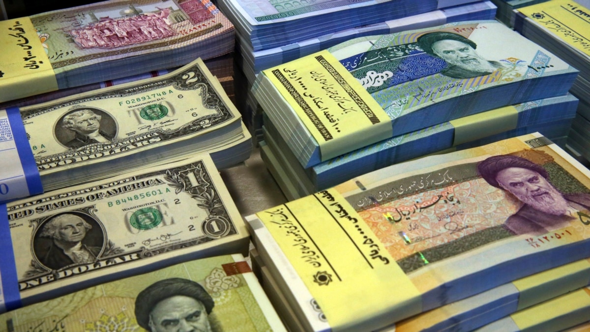 Iran's Currency Continues Downward Spiral As U.S. Sanctions Loom