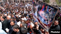 Armenia - The Prosperous Armenia Party holds a campaign rally in Vanadzor, 30Apr2012.